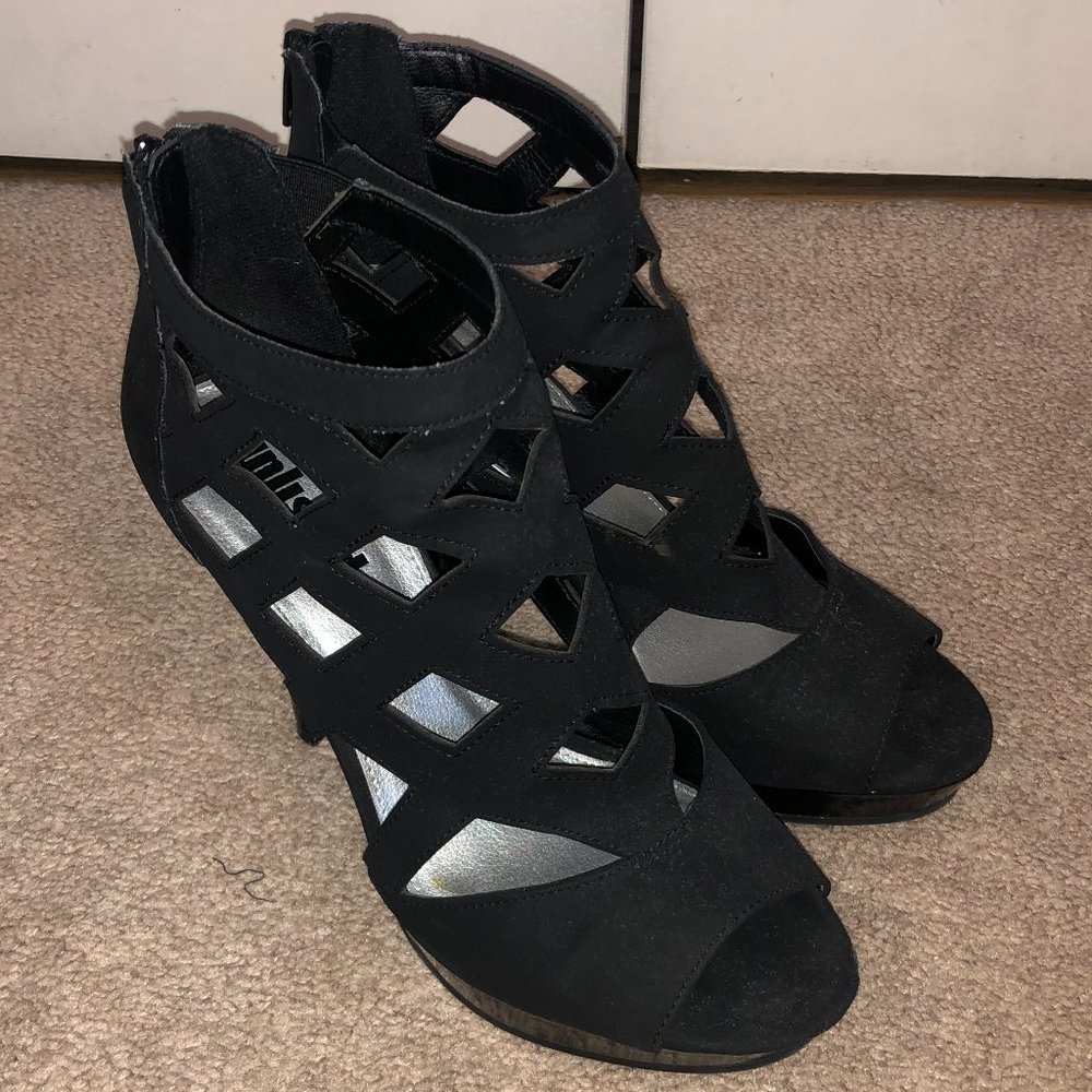 Black Heels Size 8
